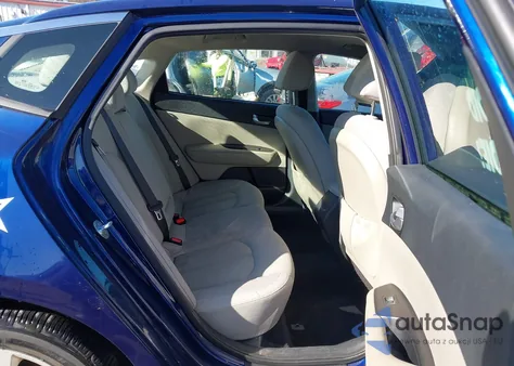 2016 Kia Optima Lx from USA, damaged, VIN 5XXGT4L39GG017326